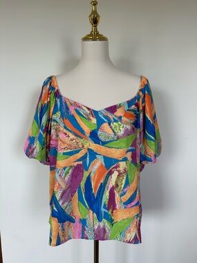 NWT Flying Tomato Blouse